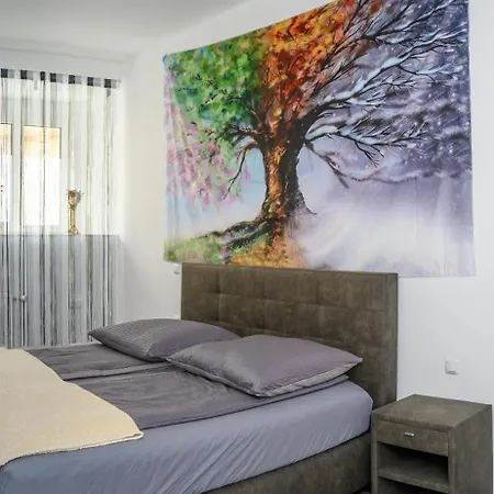 Gæstehus Plaza & - Cafe & Bar 3*