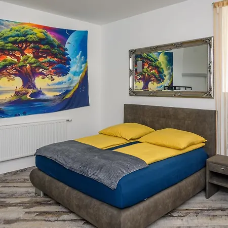 Plaza & - Cafe & Bar 3*