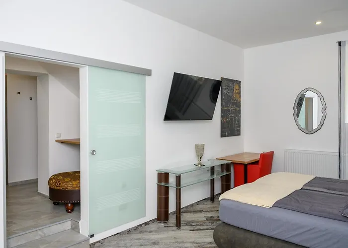 Plaza & - Cafe & Bar 3* Enns