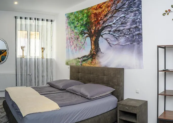 Konukevi Plaza & - Cafe & Bar 3*